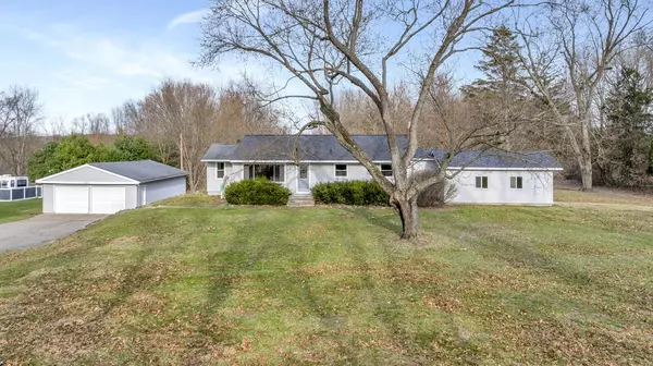 8447 Dunn Road, Munith, MI 49259