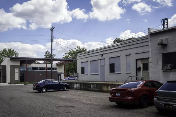 Kalamazoo, MI 49001,2006 Race Street