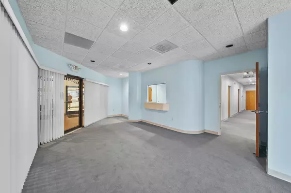 Jackson, MI 49201,900 E Michigan Avenue #Suite 102