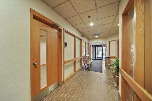 Jackson, MI 49201,900 E Michigan Avenue #Suite 104