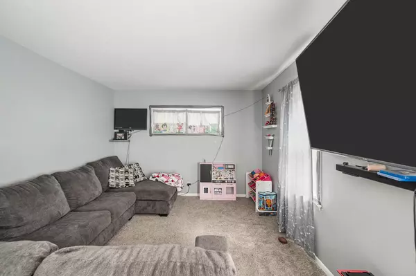 Muskegon, MI 49442,956 E Isabella Avenue