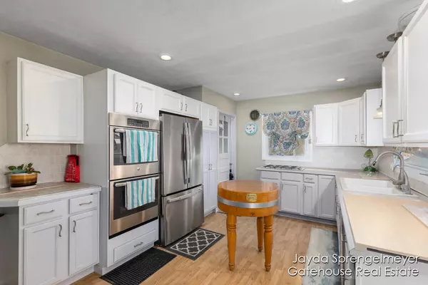 Lowell, MI 49331,930 Lincoln Lake SE Avenue