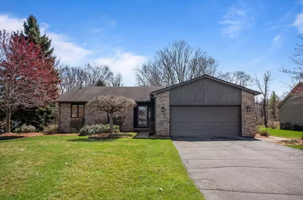 59493 Tonester Circle, New Hudson, MI 48165