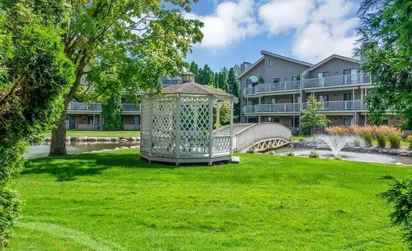 21082 Boulder Circle, Northville, MI 48167
