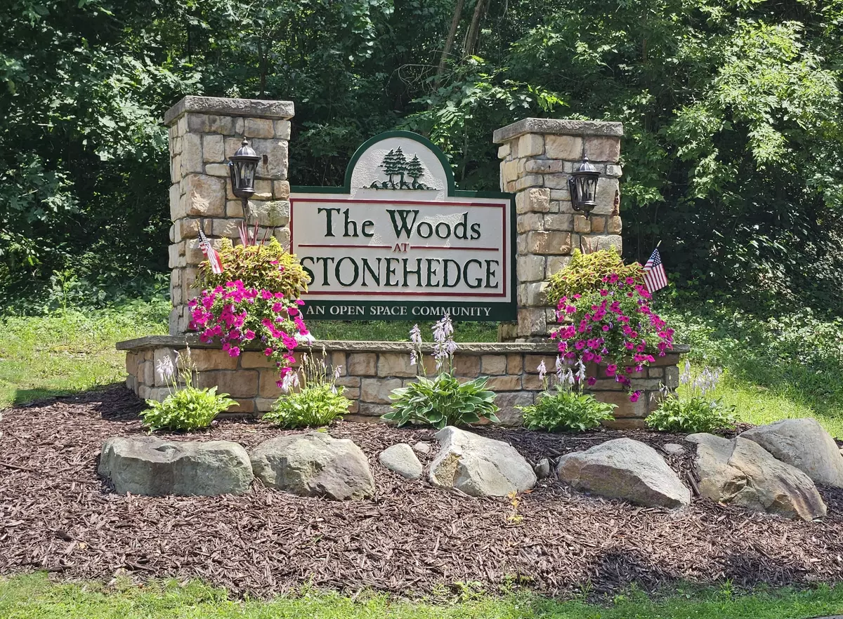 Augusta, MI 49012,15470 Tillinghast Circle