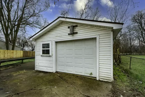 Ypsilanti, MI 48198,1441 Blossom Avenue