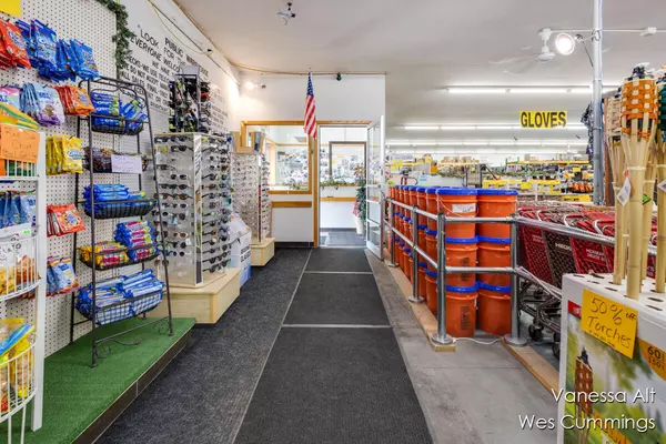 Greenville, MI 48838,1205 W Washington Street