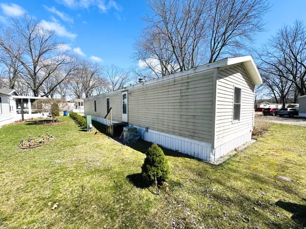 Niles, MI 49120,2330 E Main Street #66