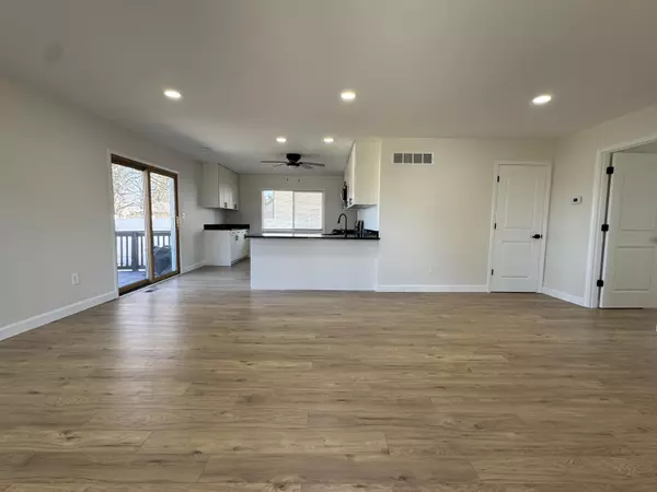 Mount Clemens, MI 48043,50 N Highland Street