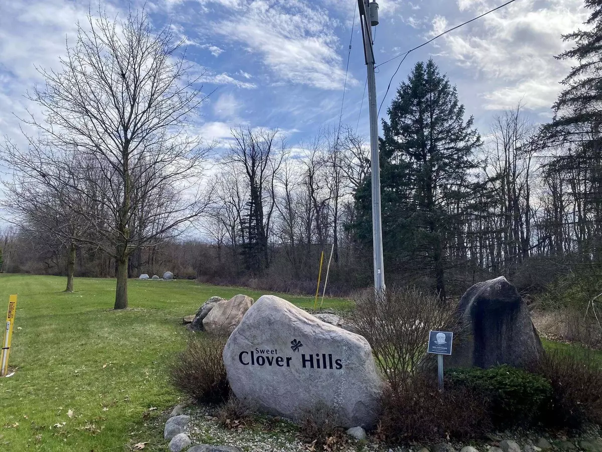 Jonesville, MI 49250,6080+6010 Sweet Clover Hills Drive