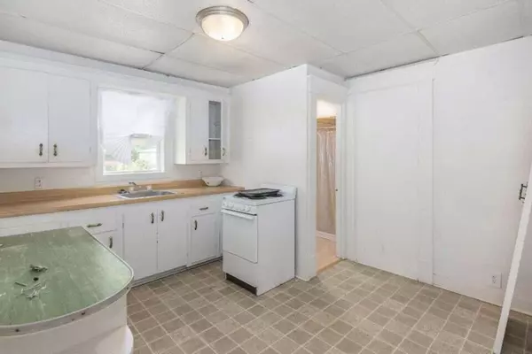 Hartford, MI 49057,101 N Maple Street #1