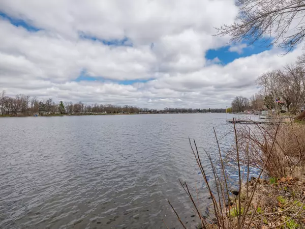 Mendon, MI 49072,23178 Van Resort Drive