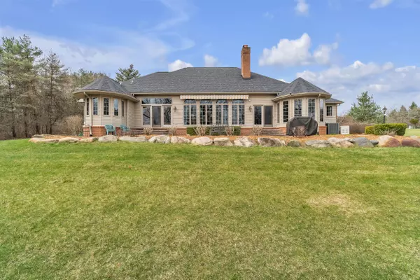 Ann Arbor, MI 48105,5868 Pinecrest Estates Drive