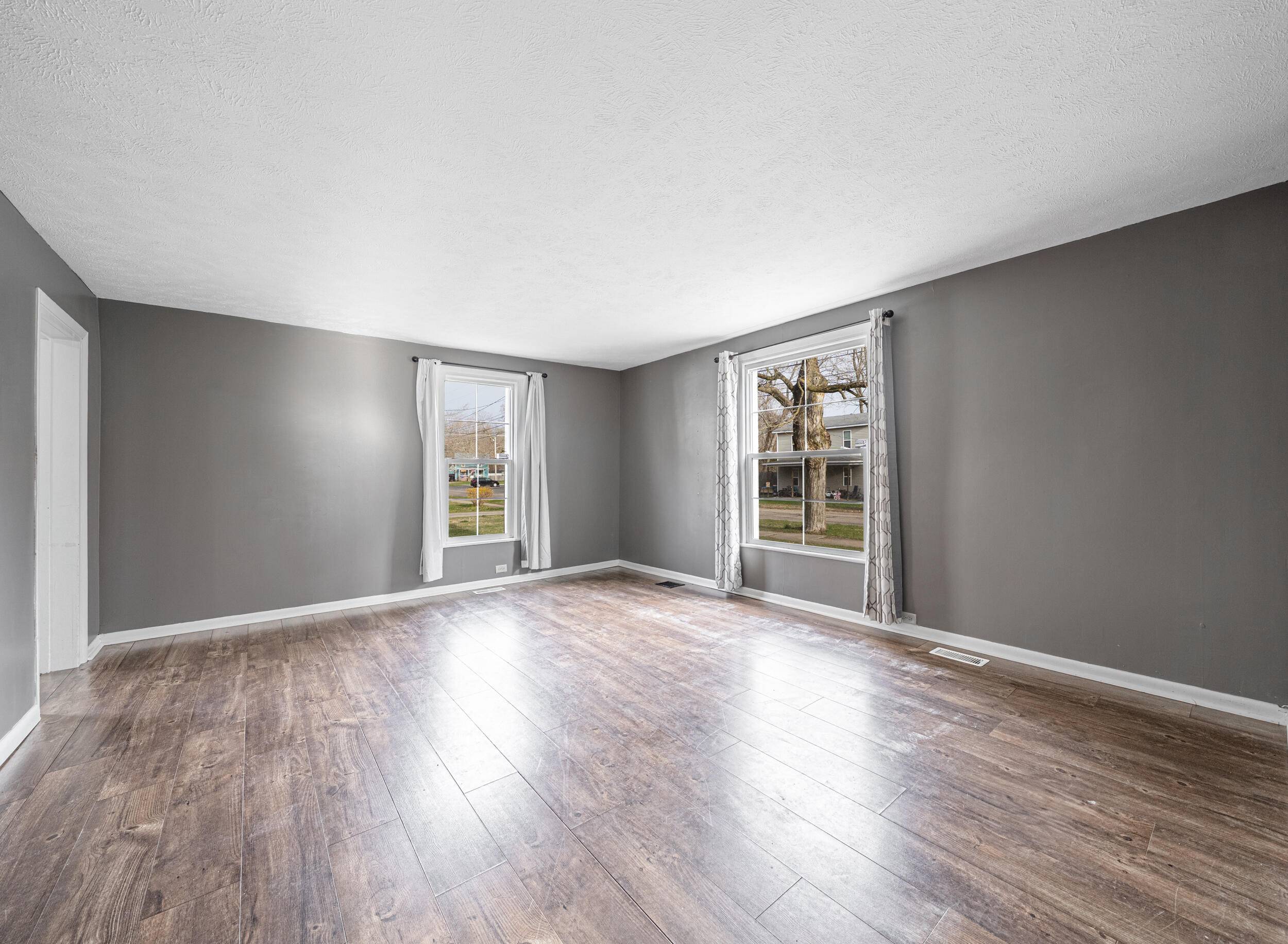 Allegan, MI 49010,124 Briggs Street