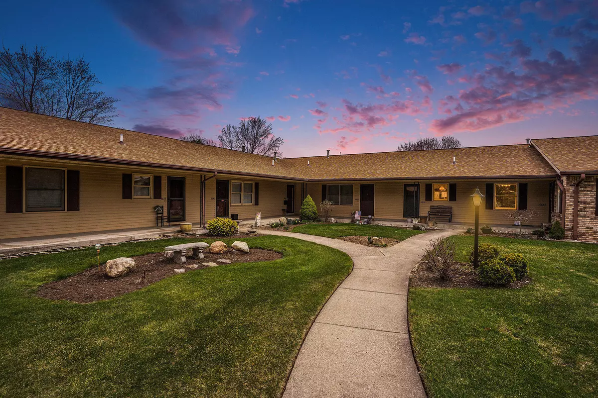Hudsonville, MI 49426,6650 S Wentward Court #6