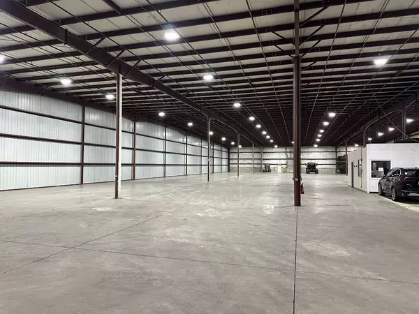 Grand Rapids, MI 49548,7377 Expressway SW Drive #D