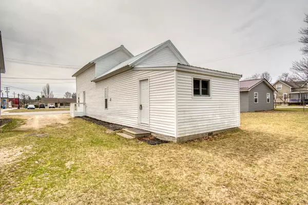 Evart, MI 49631,112 W 6th Street