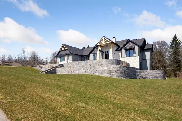 Niles, MI 49120,32170 Bent Oak Trail