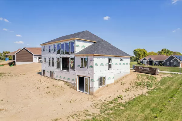 Adrian, MI 49221,4823 Thompson Heights Drive