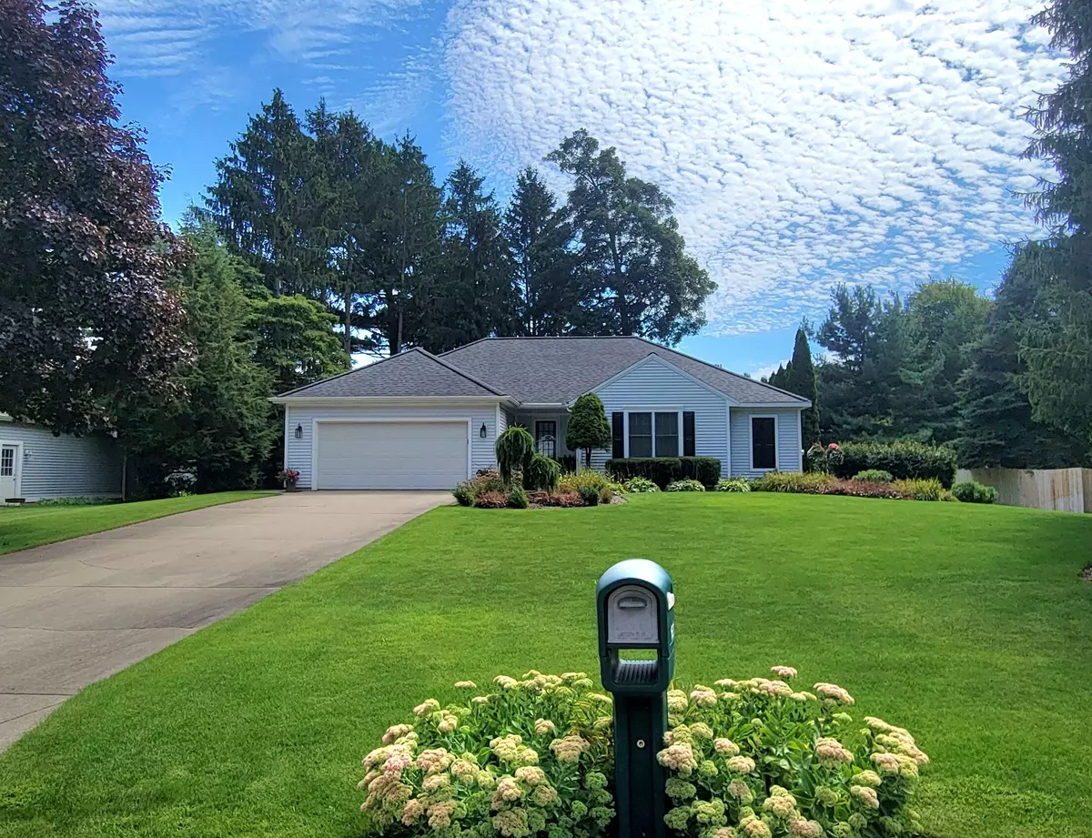 Grand Haven, MI 49417,15336 Hofma Drive