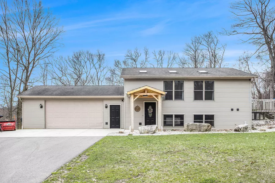 66726 Co Rd 652, Mattawan, MI 49071