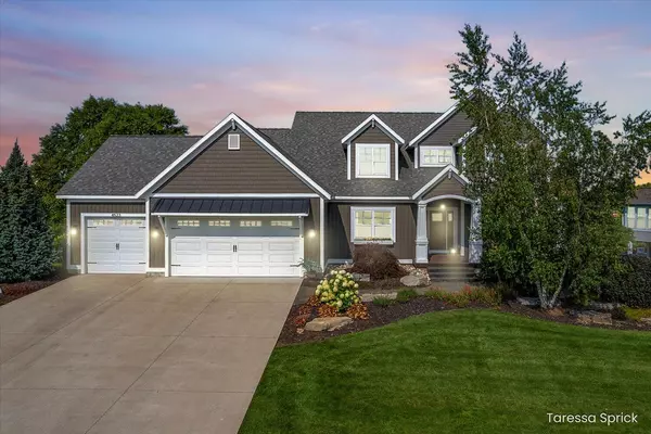 Holland, MI 49424,4523 Grand Point