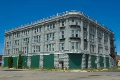 93 W Wall Street, Benton Harbor, MI 49022