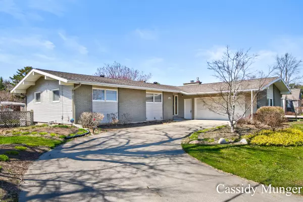 Spring Lake, MI 49456,15489 Howard Street