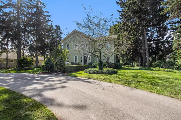 Spring Lake, MI 49456,526 River Street