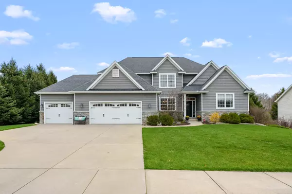 7767 Port Hope Drive, Kalamazoo, MI 49009