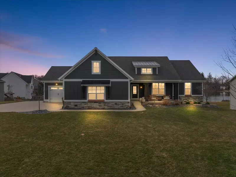5286 Eagle Cove Drive, Hudsonville, MI 49426