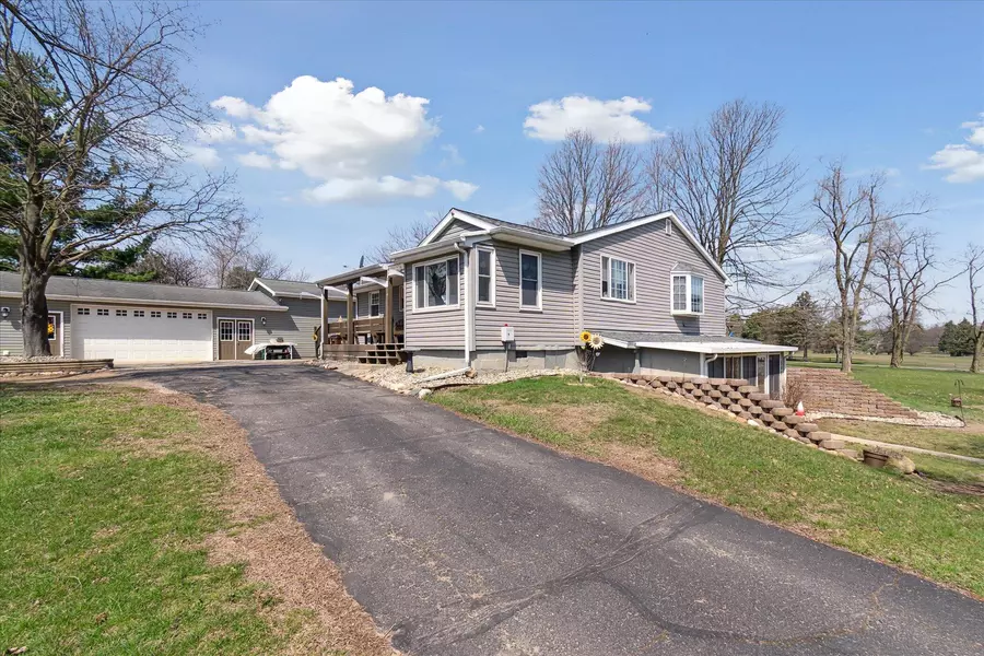 846 Morton Road, Horton, MI 49246