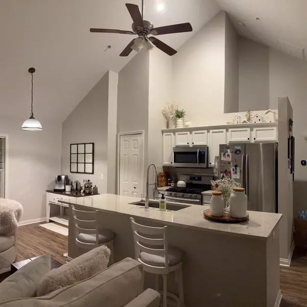 Lansing, MI 48906,625 Worthington Drive Drive