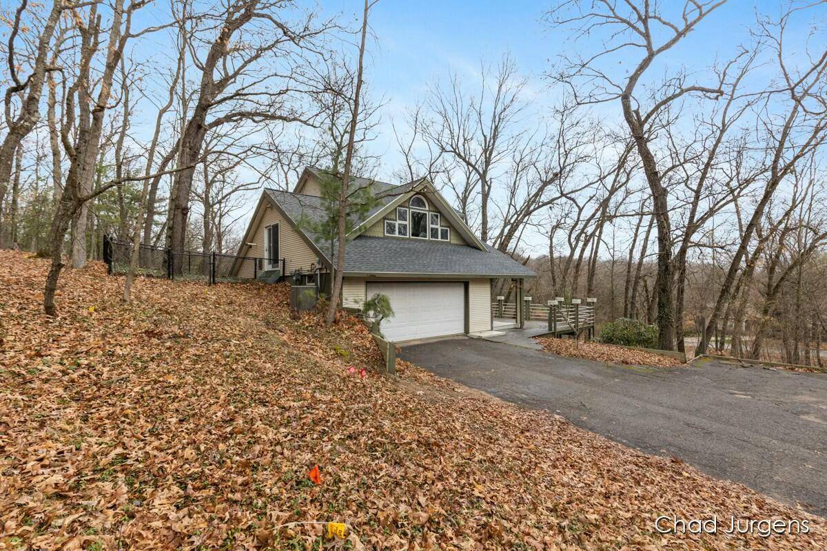 Belmont, MI 49306,6803 Blue Ridge NE Drive