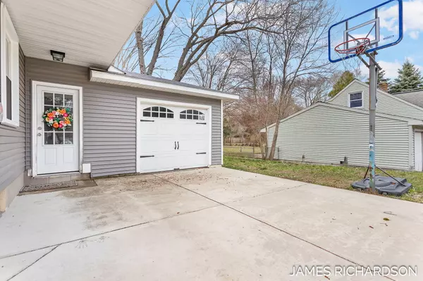 Grand Haven, MI 49417,14911 160th Avenue