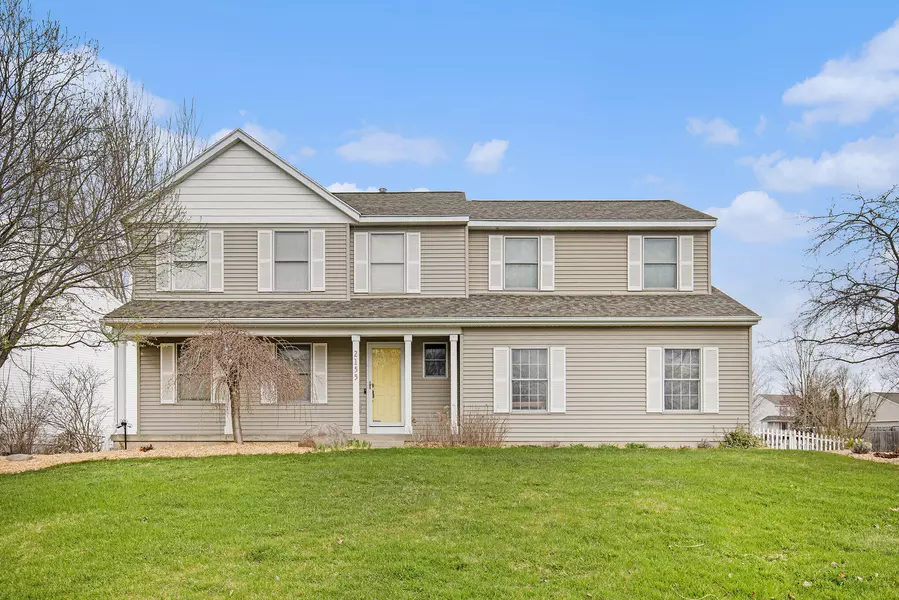 2155 Belmont Farms NE Circle, Belmont, MI 49306