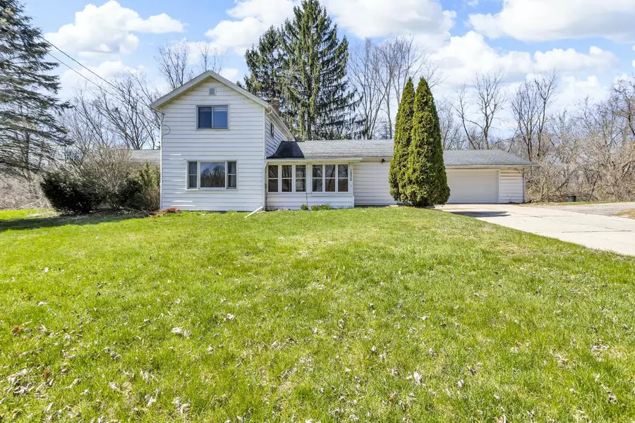 1530 S Dearing Road, Parma, MI 49269