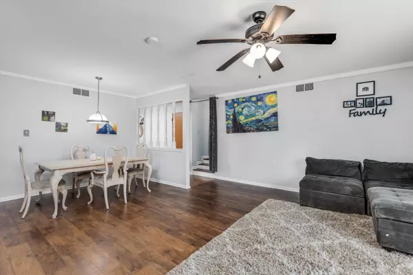 Novi, MI 48375,22863 Balcombe Drive