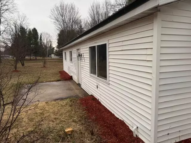 9864 Cadillac Drive, Lake, MI 48632