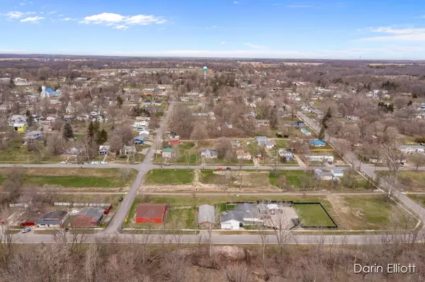 Muir, MI 48860,228 E Railroad Street