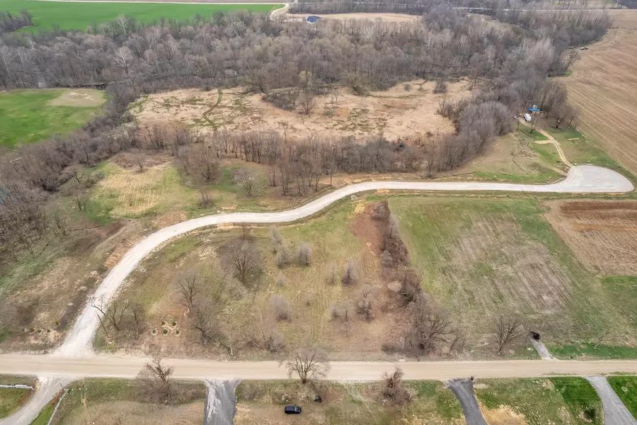 1055 Overlook Drive, Saline, MI 48176