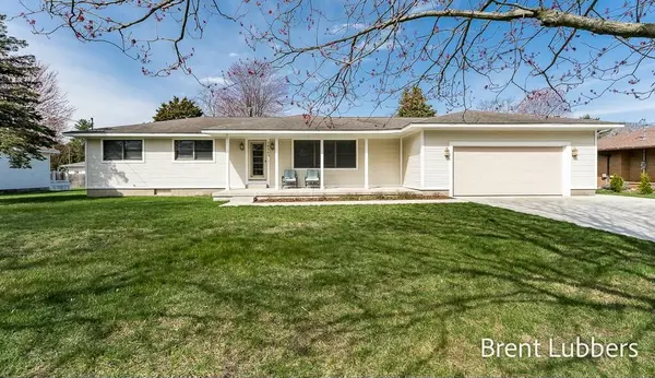 14643 Parkwood Drive, Grand Haven, MI 49417