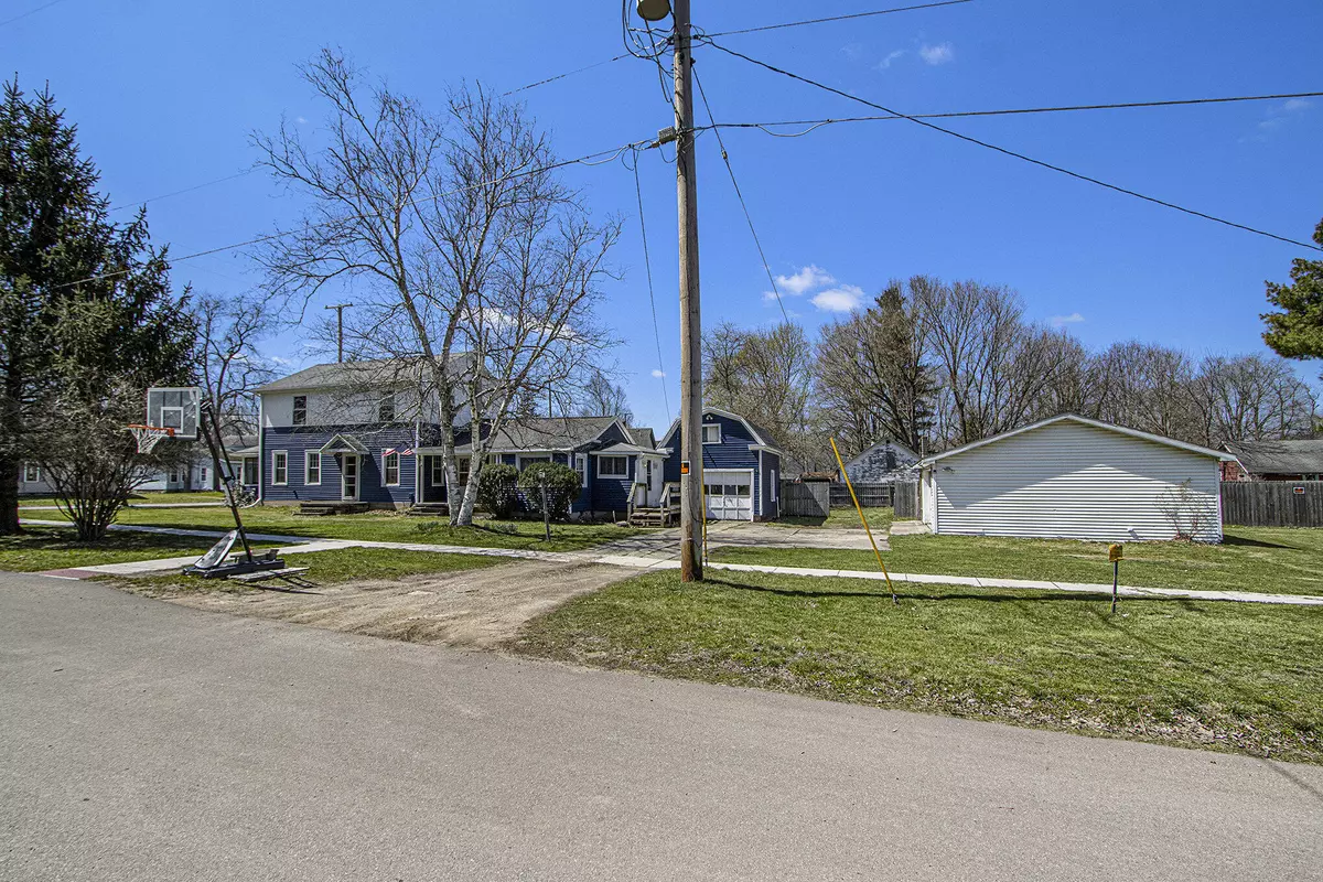 Galesburg, MI 49053,97 Division