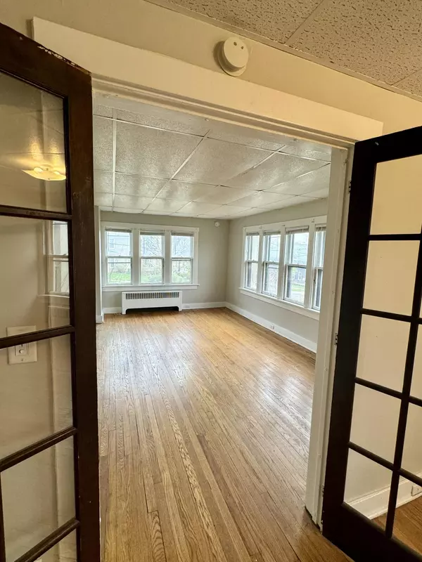 Ann Arbor, MI 48103,508 W Summit Street