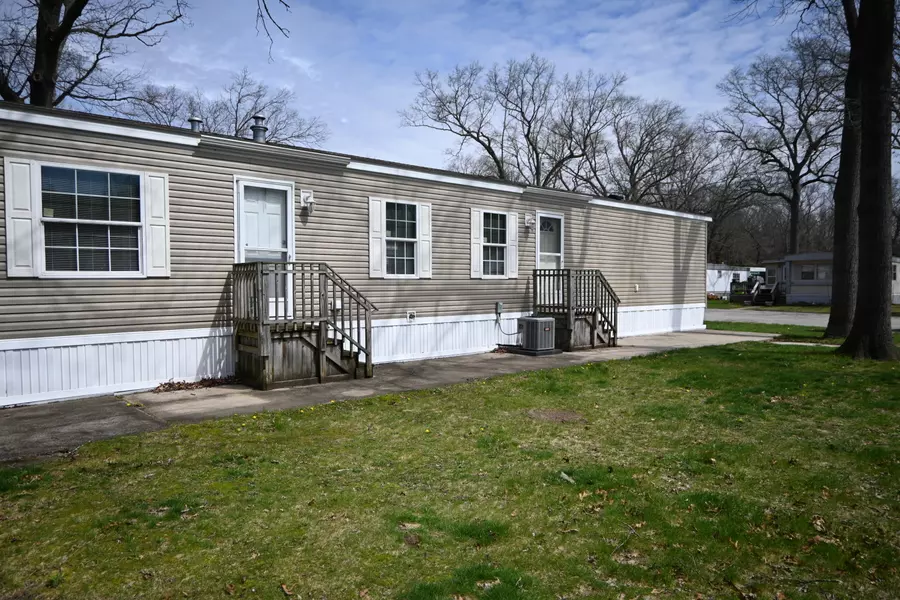 567 Harvest Lane, Muskegon, MI 49442