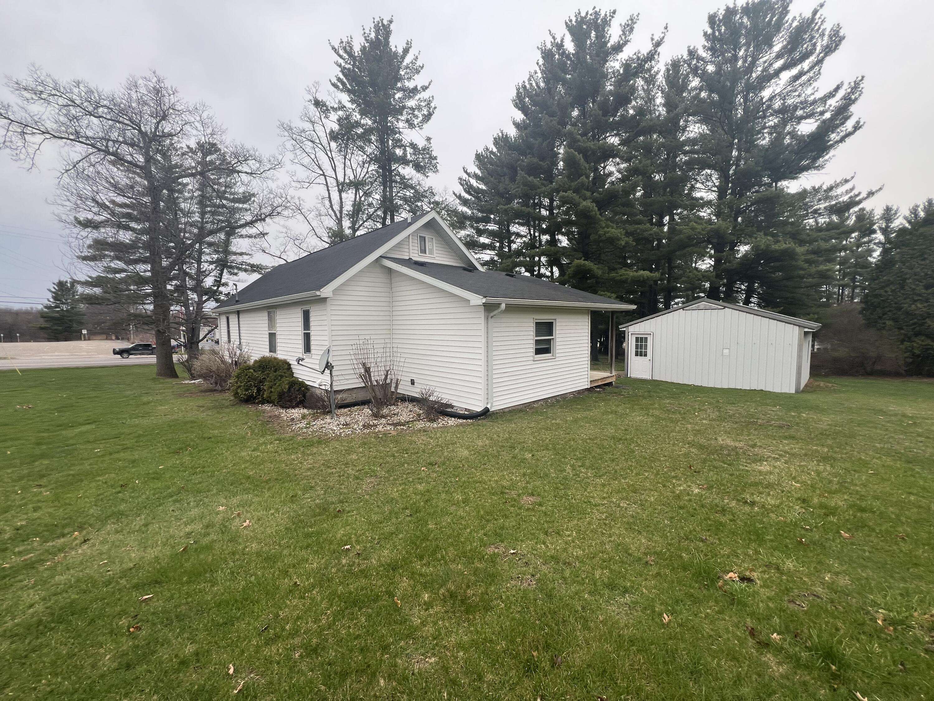 Newaygo, MI 49337,9088 S Mason Drive