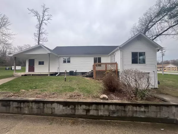 Newaygo, MI 49337,9088 S Mason Drive