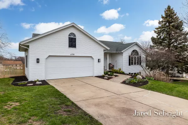 Hudsonville, MI 49426,6708 Crown Point Drive