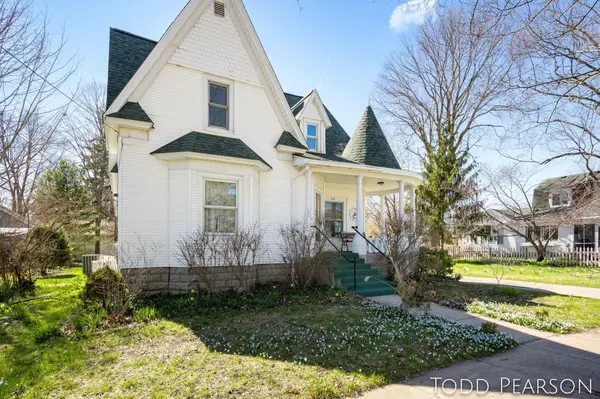 Lowell, MI 49331,414 Lincoln Lake SE Avenue