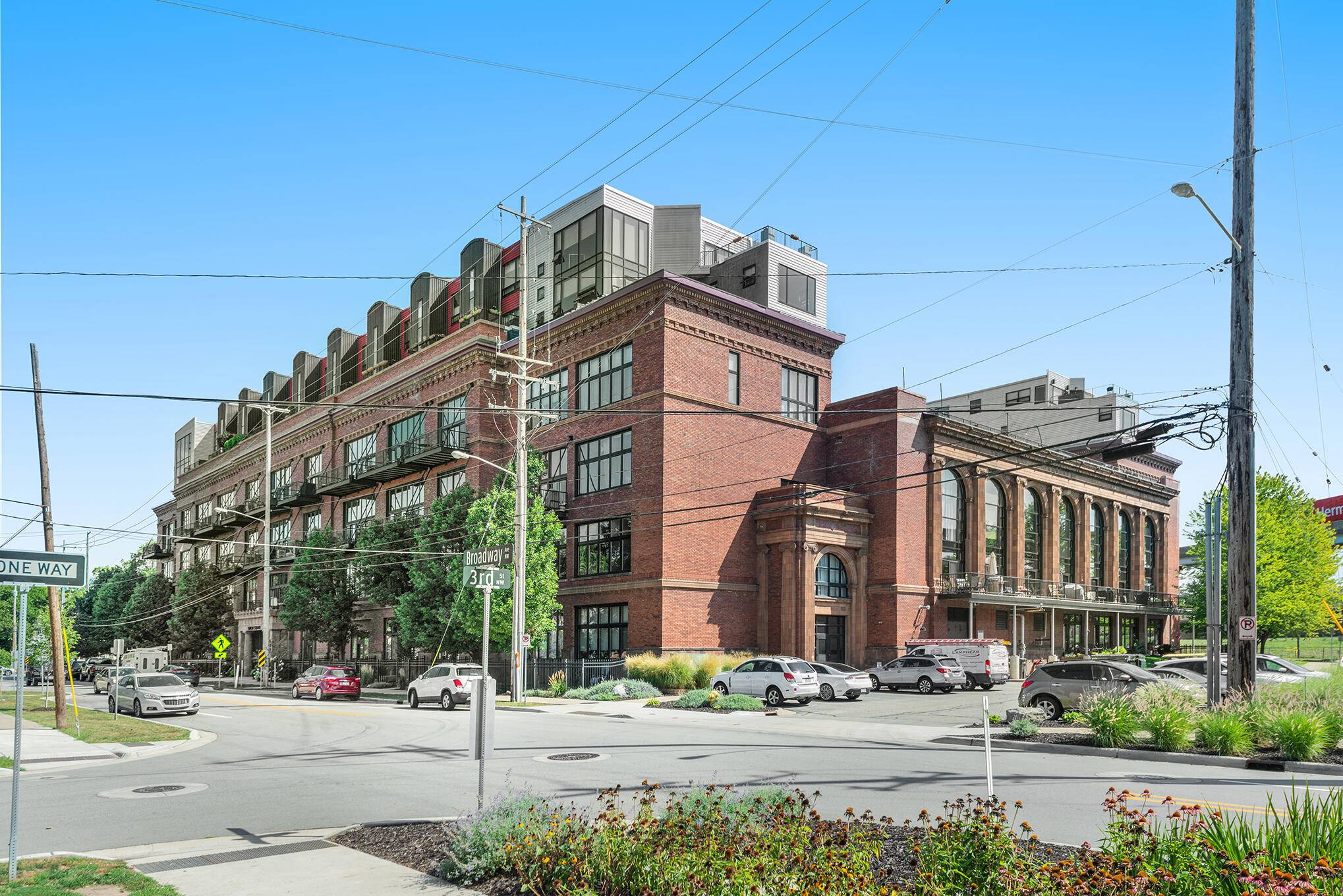 600 Broadway NW Avenue #130, Grand Rapids, MI 49504
